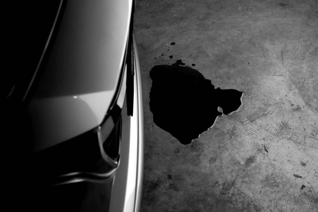 5 Causes of a Transmission Fluid Leak